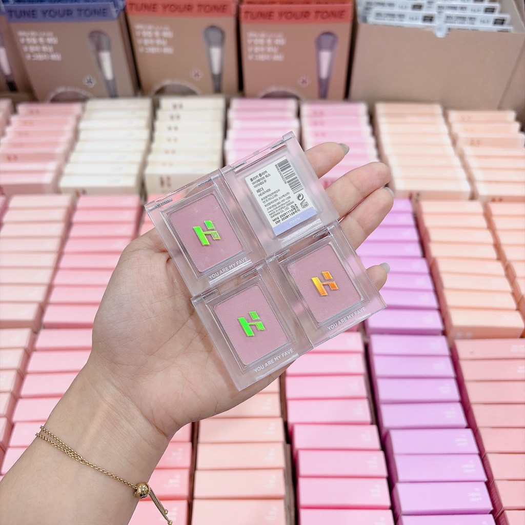 VAT - [ PEONYNK ] Phấn Mắt HOLIKA HOLIKA You Are My Fave