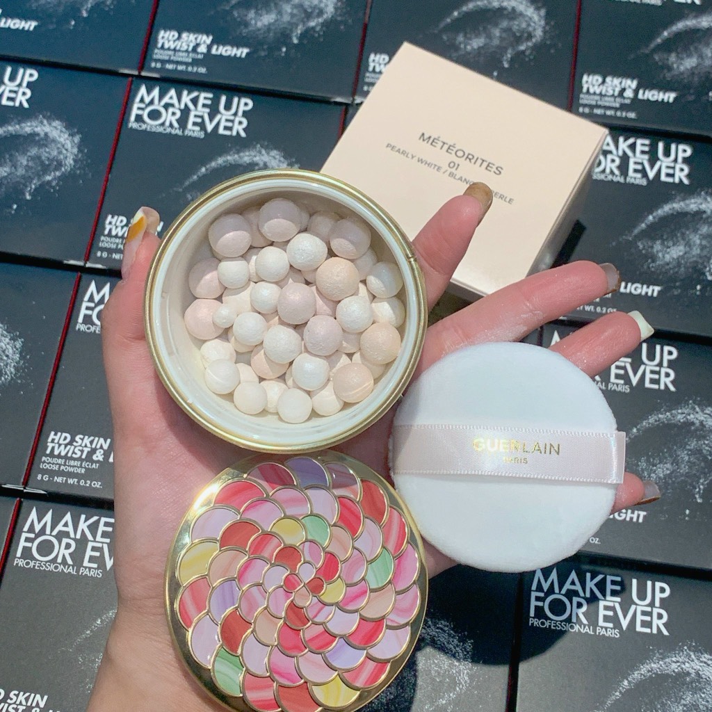 Phấn phủ ngọc trai Guerlain Meteorites