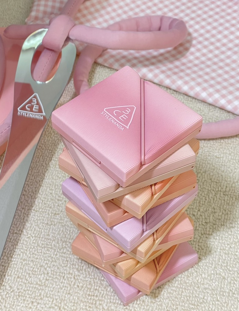 Bảng Mắt 3CE Multi The Textile 9 ô XT