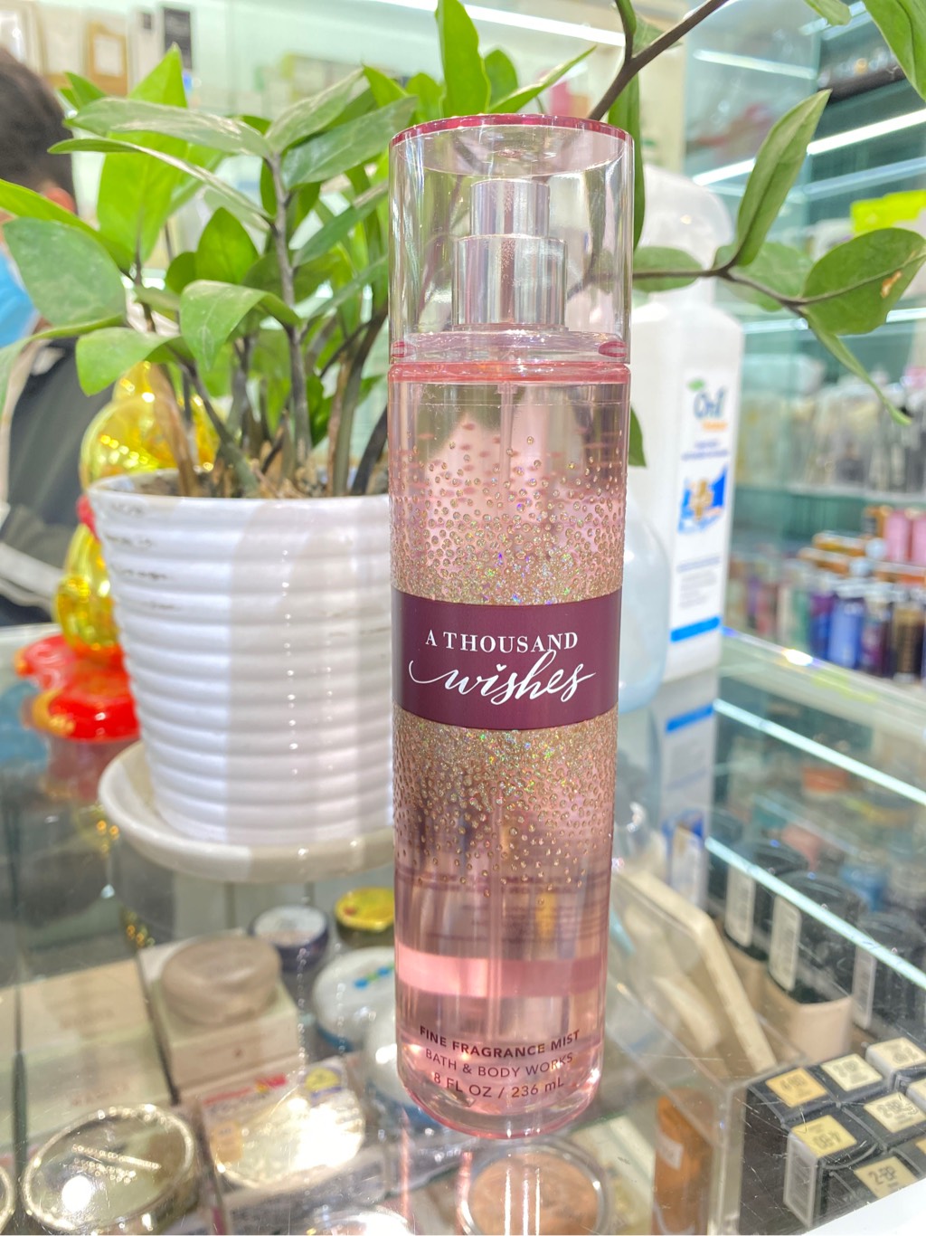 Xịt thơm Bath & Body Works 236ml