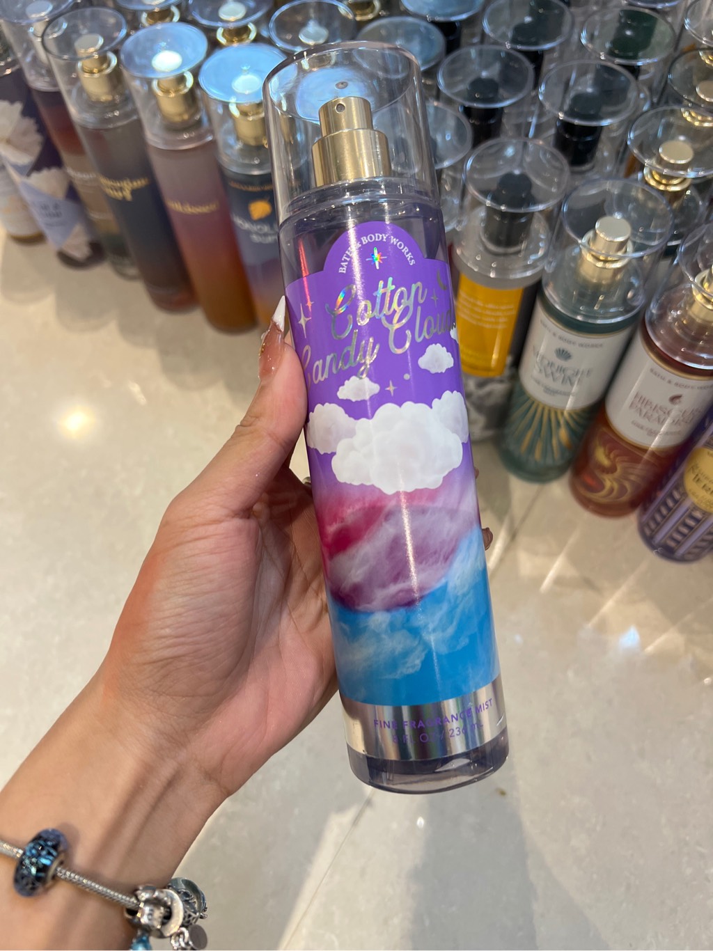 Xịt thơm Bath & Body Works 236ml