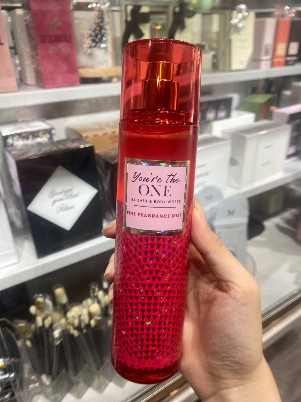 Xịt thơm Bath & Body Works 236ml