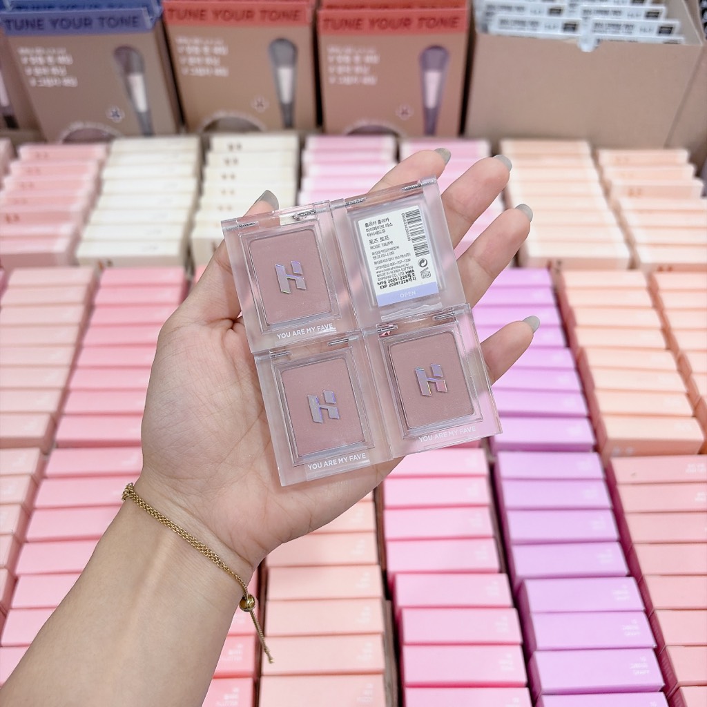 VAT - [ PEONYNK ] Phấn Mắt HOLIKA HOLIKA You Are My Fave
