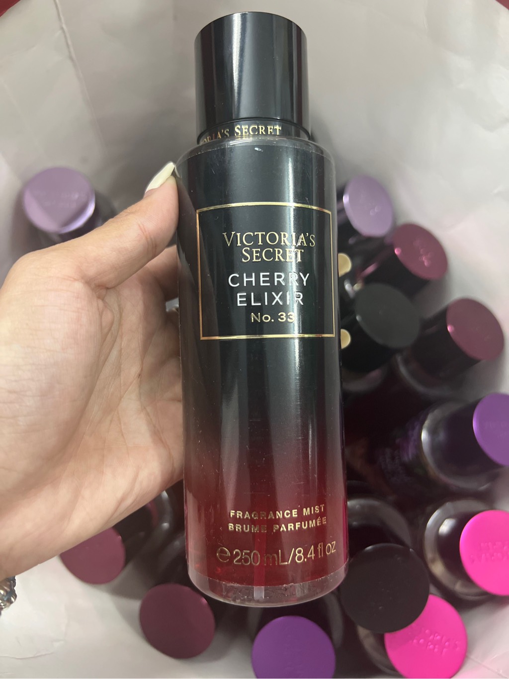 Xịt thơm Body Mist Victoria 250ml