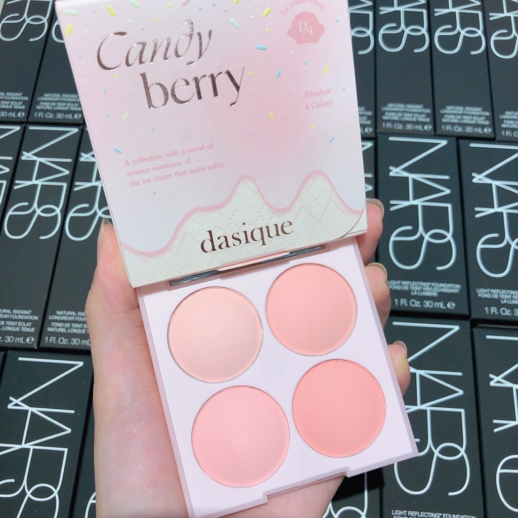 VAT - Má hồng Dasique Blending Mood 4 ô Tròn