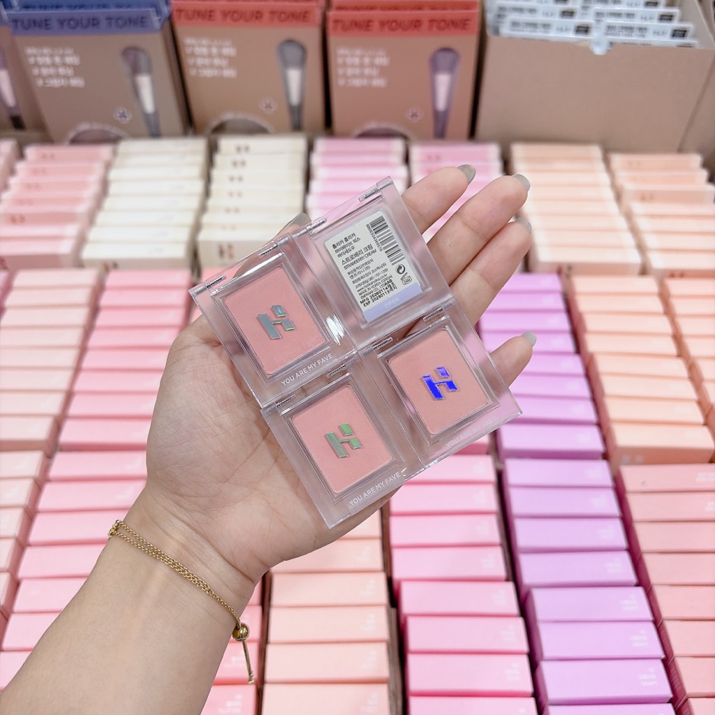 VAT - [ PEONYNK ] Phấn Mắt HOLIKA HOLIKA You Are My Fave