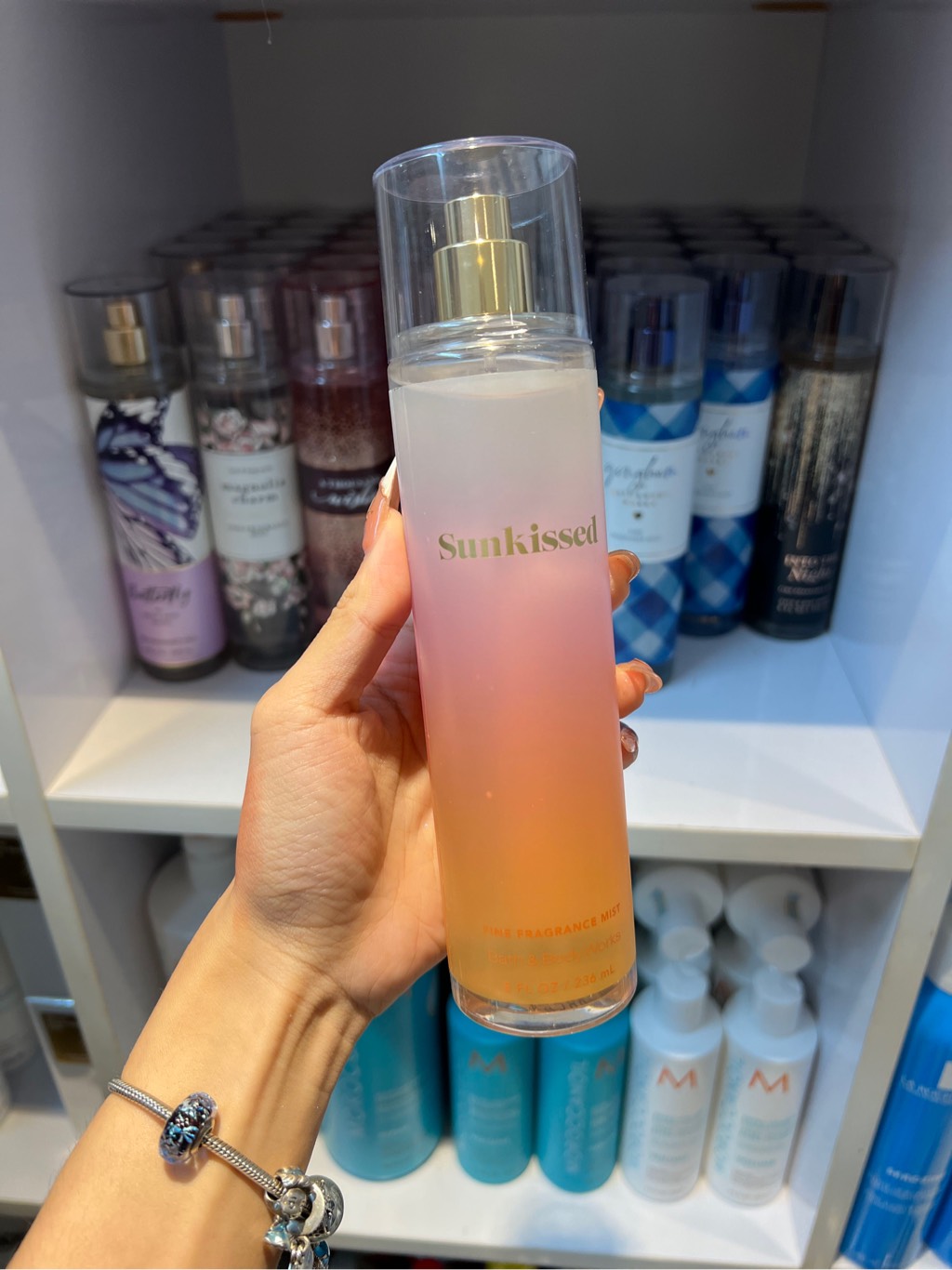 Xịt thơm Bath & Body Works 236ml