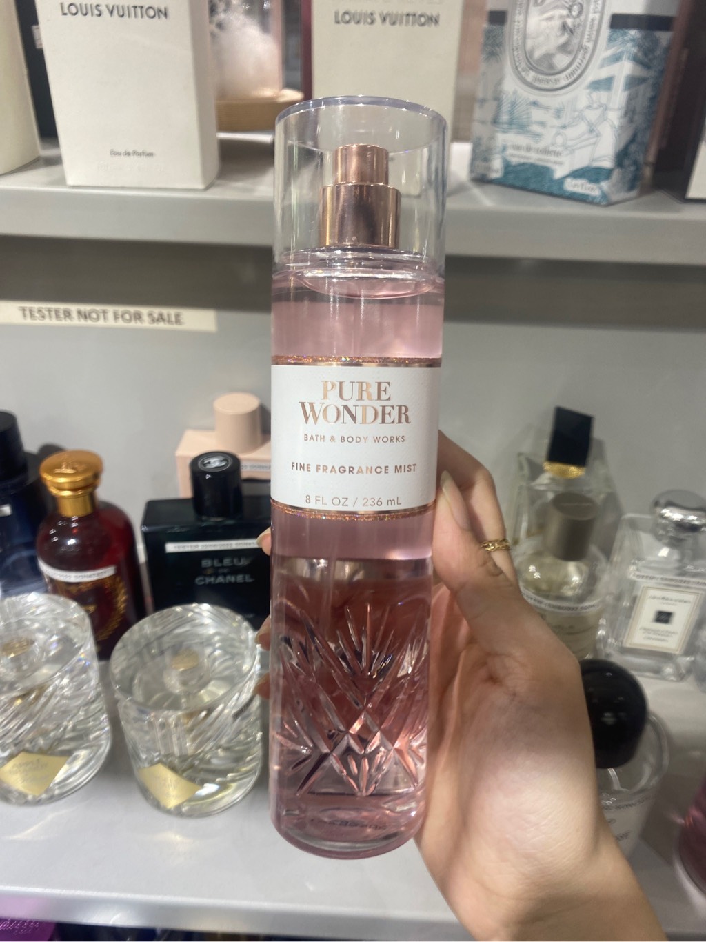 Xịt thơm Bath & Body Works 236ml