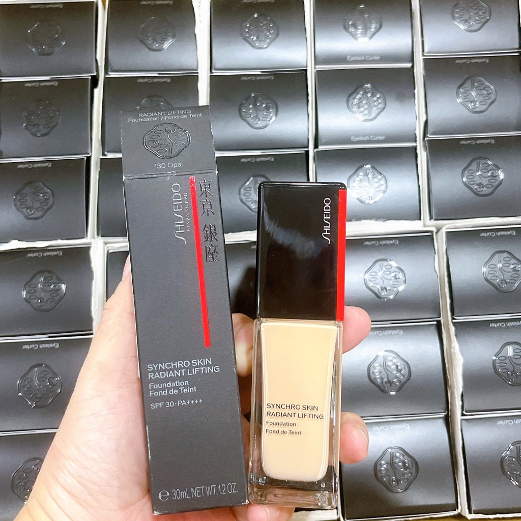 VAT - Nền Shiseido Synchro Skin Radiant Lifting 30ml CT