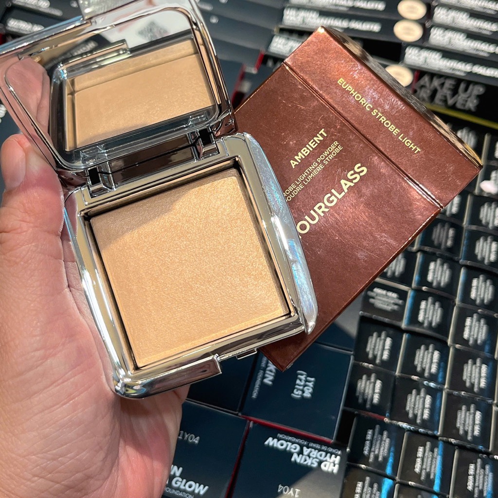 Highlight Hourglass Ambient Strobe Lighting