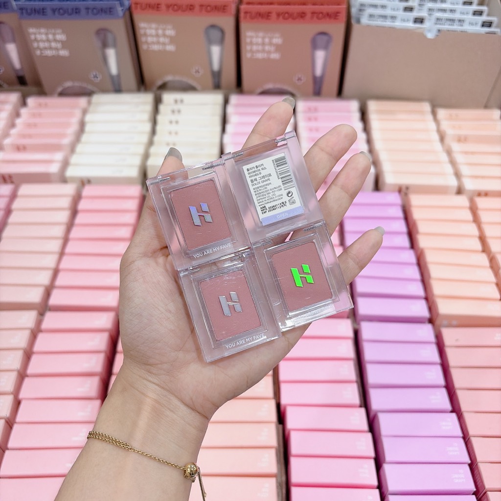 VAT - [ PEONYNK ] Phấn Mắt HOLIKA HOLIKA You Are My Fave