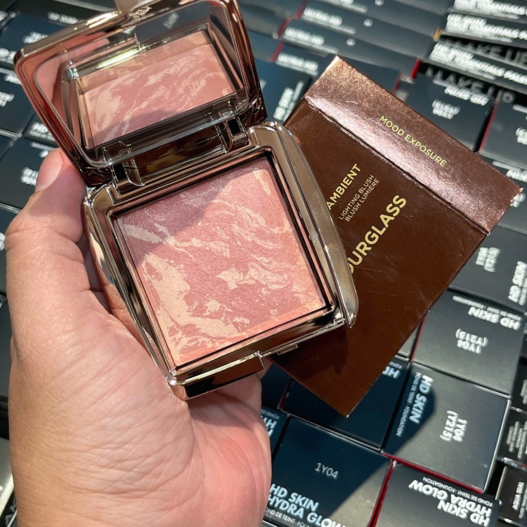 Má Hồng Hourglass Ambient