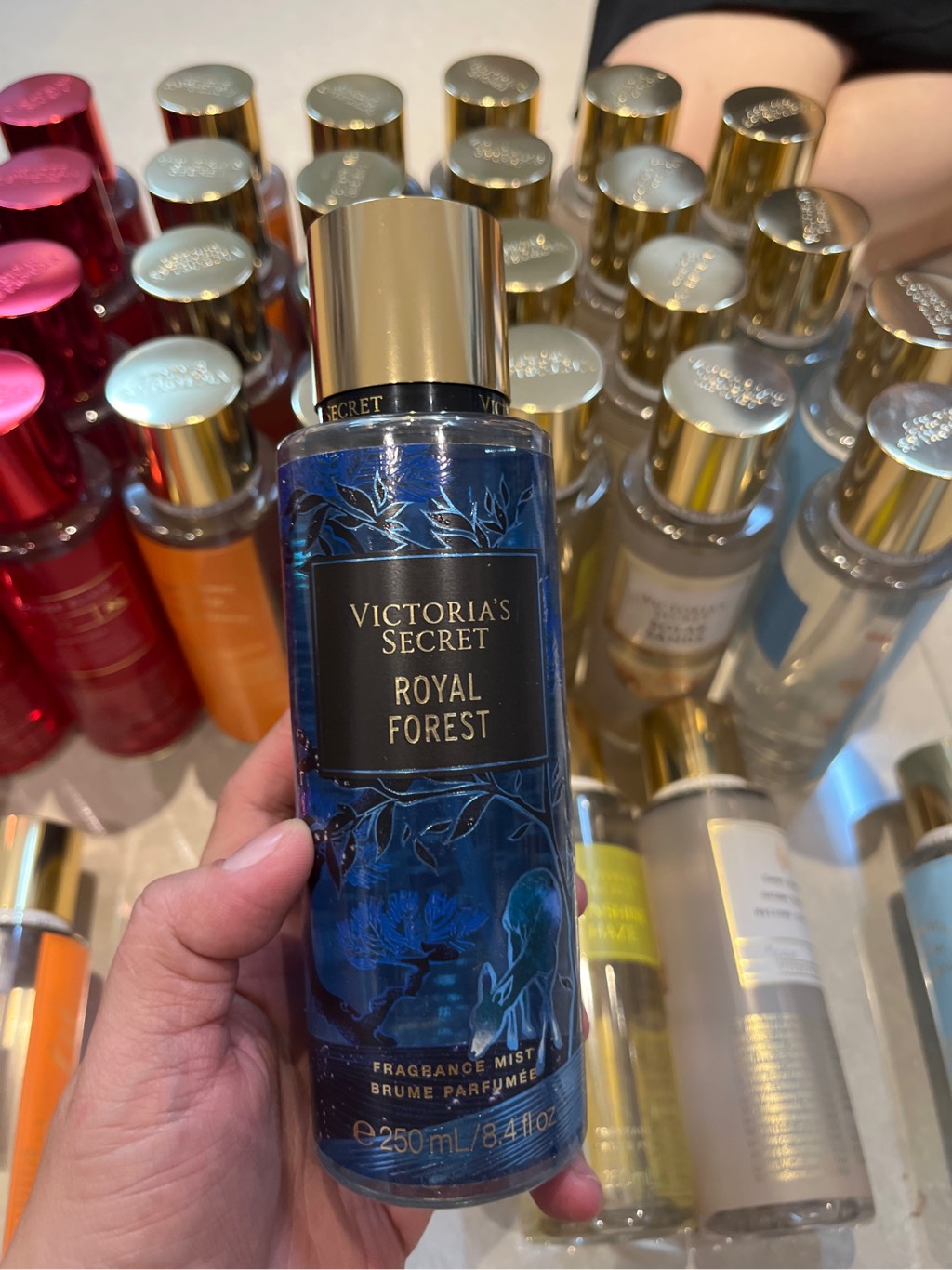 Xịt thơm Body Mist Victoria 250ml