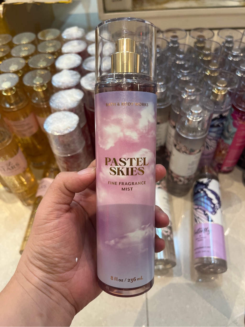 Xịt thơm Bath & Body Works 236ml