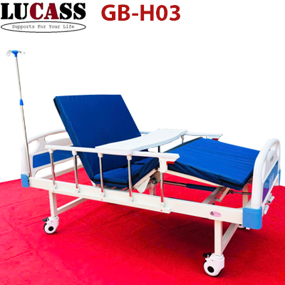Giường bệnh nhân 2 tay quay Lucass GB-H03 có khoét lỗ bô vệ sinh