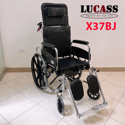 Xe lăn Lucass X37BJ có bô vệ sinh ngả nằm bánh đúc