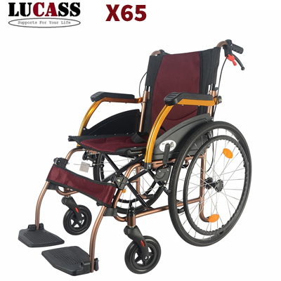 Xe lăn Lucass X65 khung hợp kim nhôm