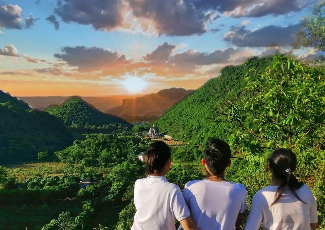 ĐI DU LỊCH LÀM HỆ MIỄN DỊCH CON NGƯỜI MẠNH LÊN
