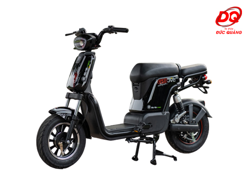 xe đạp điện tốt hay xe máy điện tốt hơn