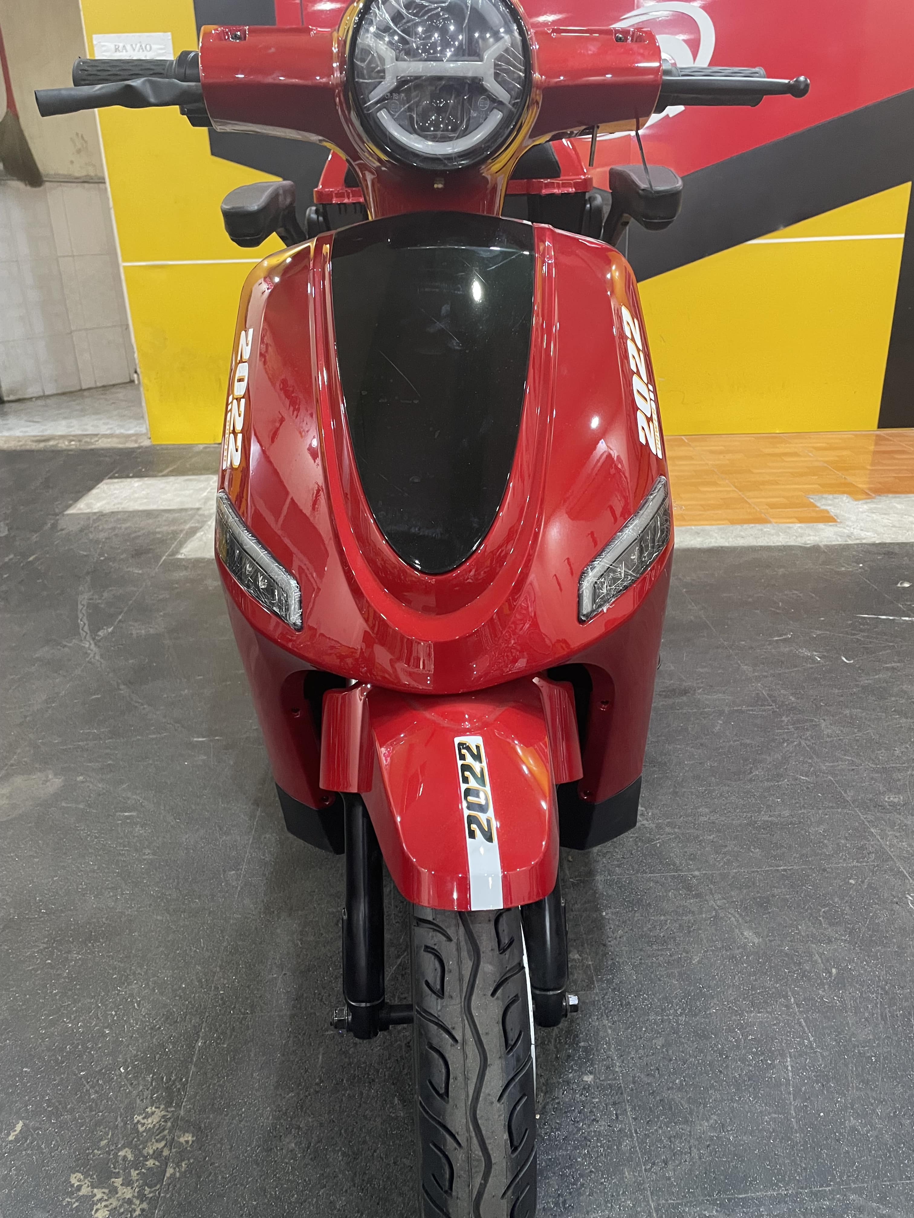 XE ĐIỆN 3 BÁNH SUPER R PHIÊN BẢN