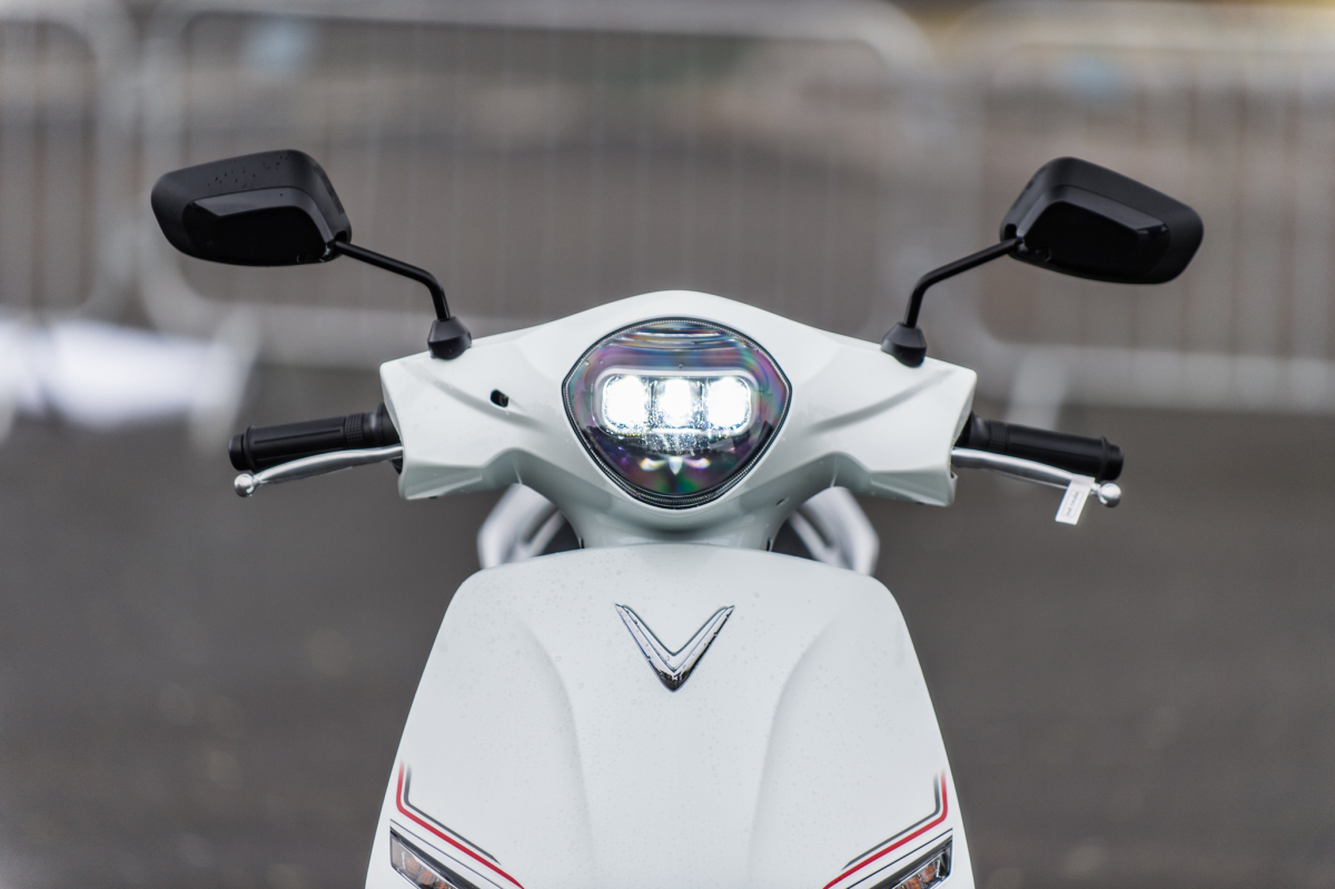 XE MÁY ĐIỆN VINFAST FELIZ NEO KÈM PIN LFP