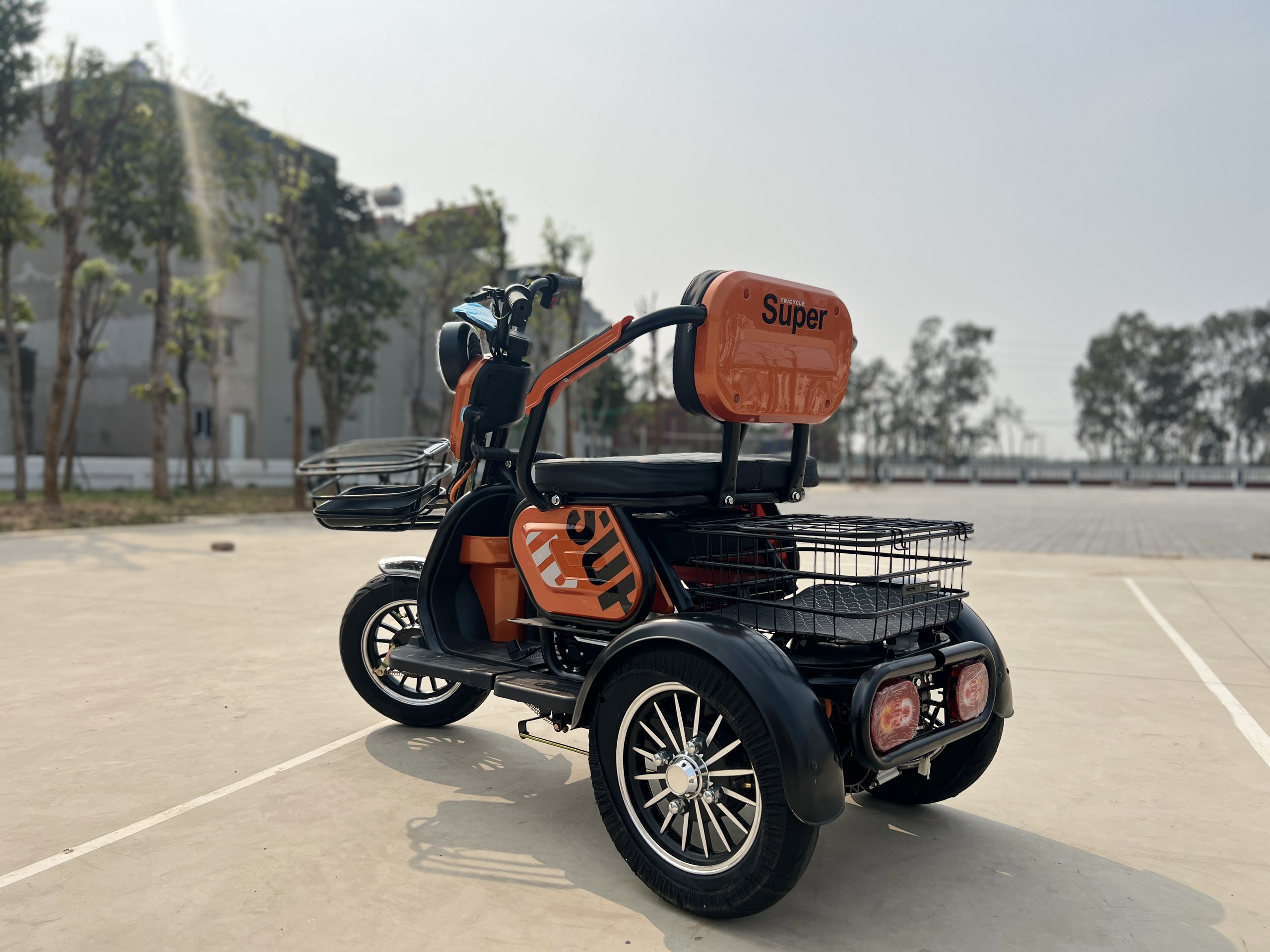 XE ĐIỆN 3 BÁNH ONE BEAUTY 2025