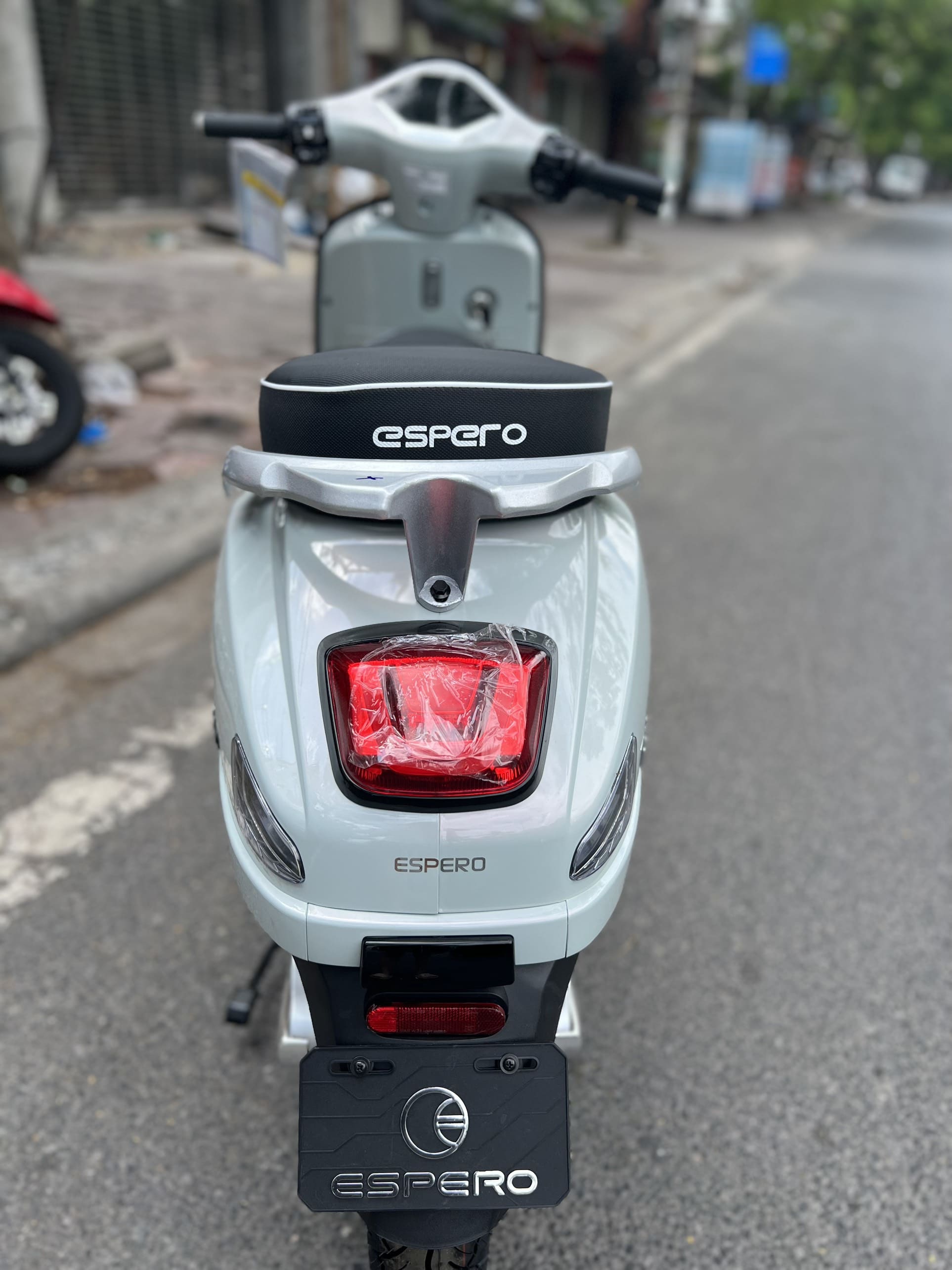 XE MÁY ĐIỆN VESPA ESPERO DIAMOND