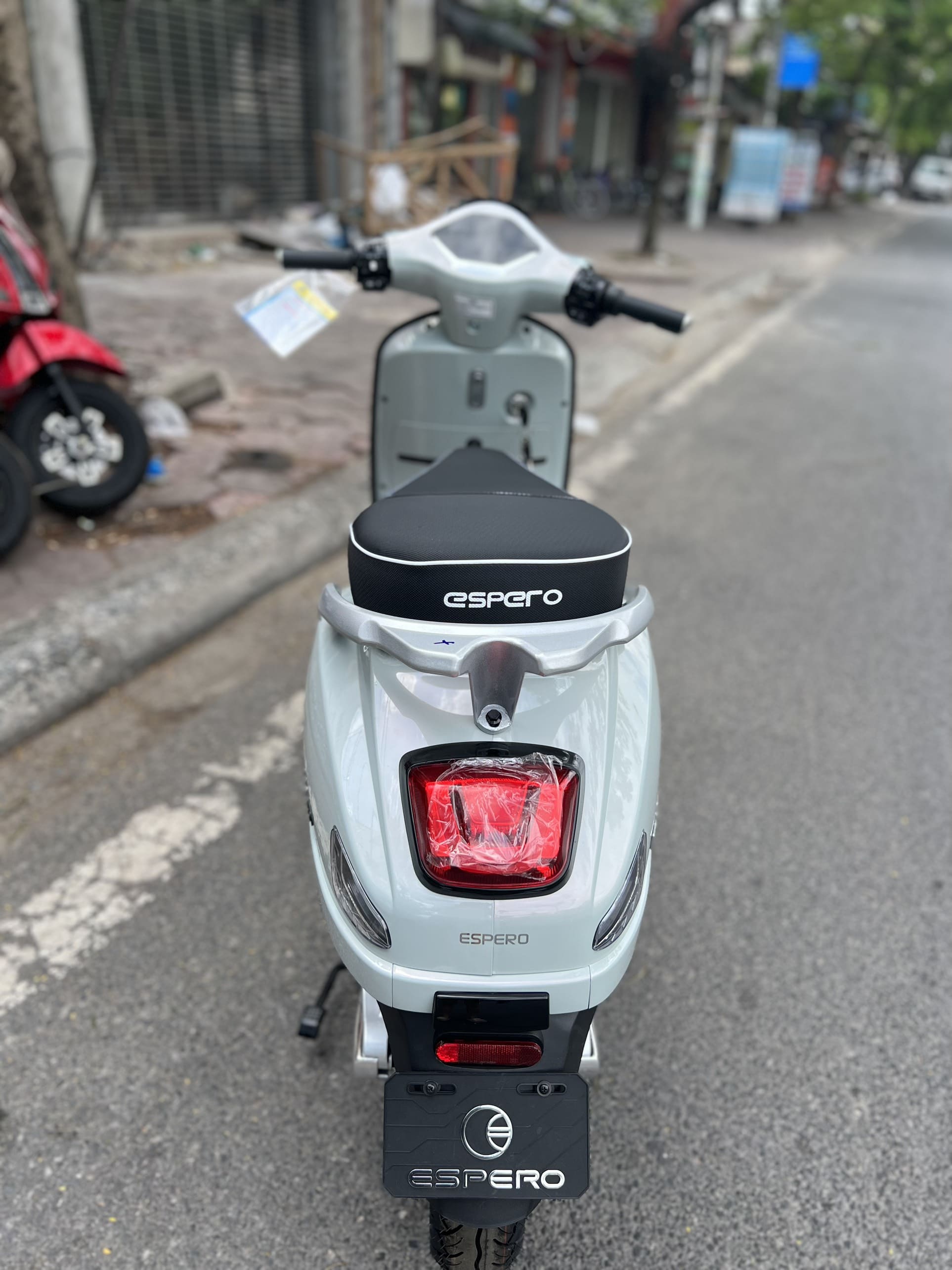 XE MÁY ĐIỆN VESPA ESPERO DIAMOND
