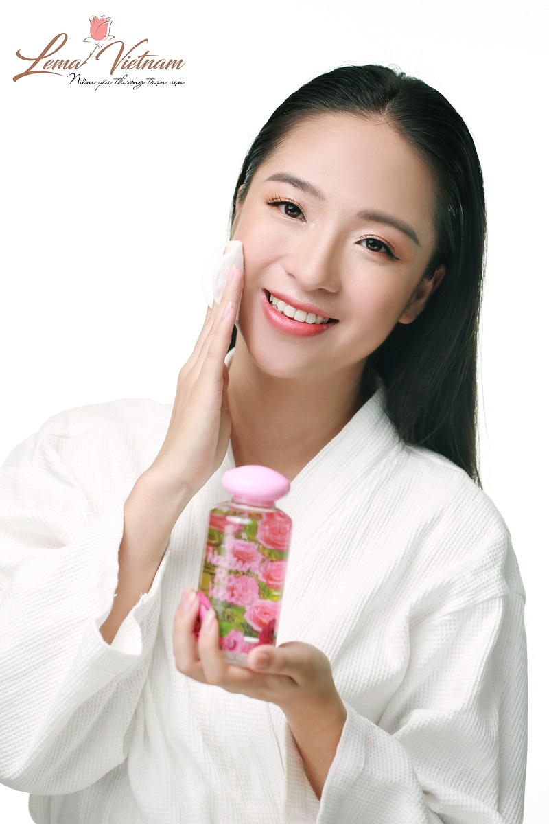 cách sử dụng nước hoa hồng thương hiệu Lema