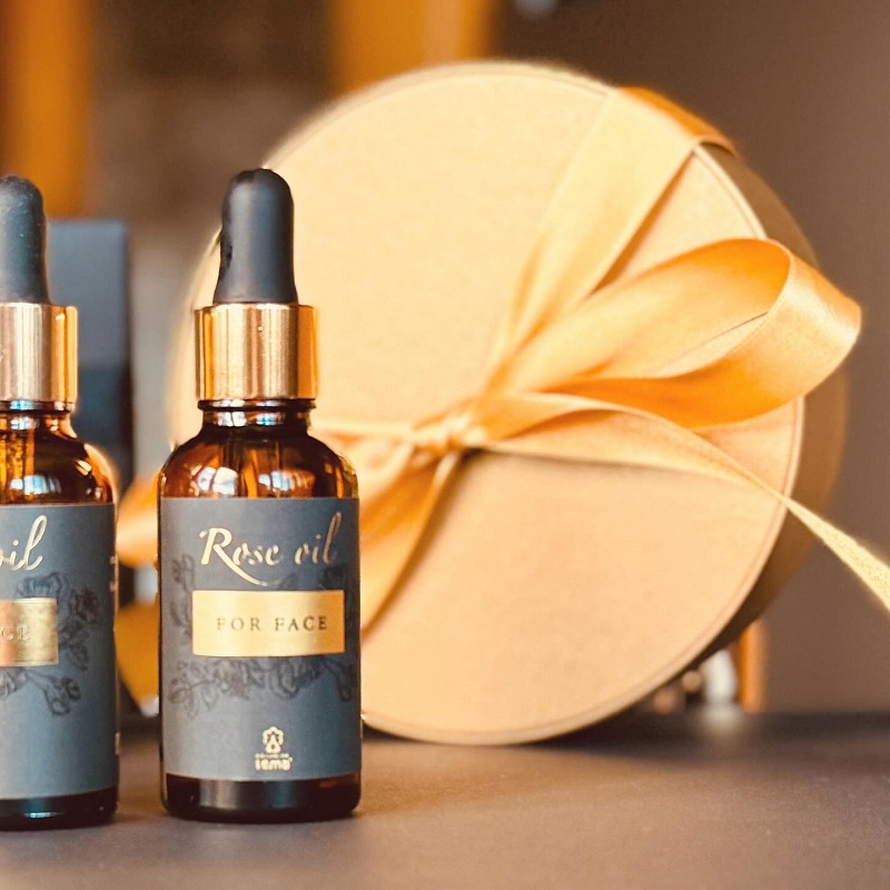 Tinh chất hoa hồng chuyên dụng dưỡng da mặt Lema, Rose oil for face Lema