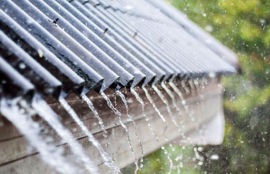 Bí quyết bảo vệ mái nhà khỏi những 