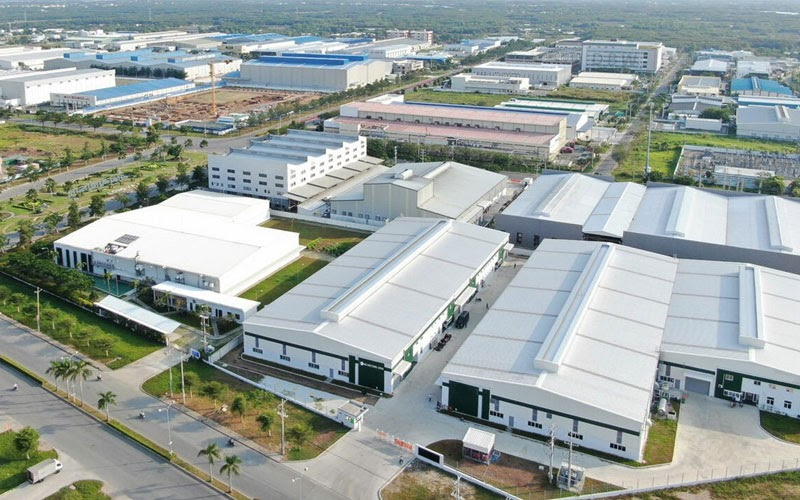 Cách chọn màu tôn lợp mái Vitek cho nhà xưởng 