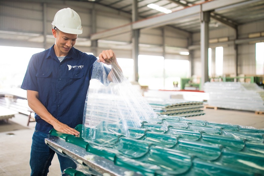 Cách bảo quản và vận chuyển tôn xốp chống nóng chuẩn nhất