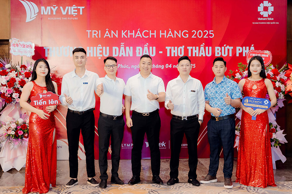 MỸ VIỆT TỔ CHỨC HỘI NGHỊ KHÁCH HÀNG TRI ÂN ĐỘI NGŨ THẦU THỢ VĨNH PHÚC