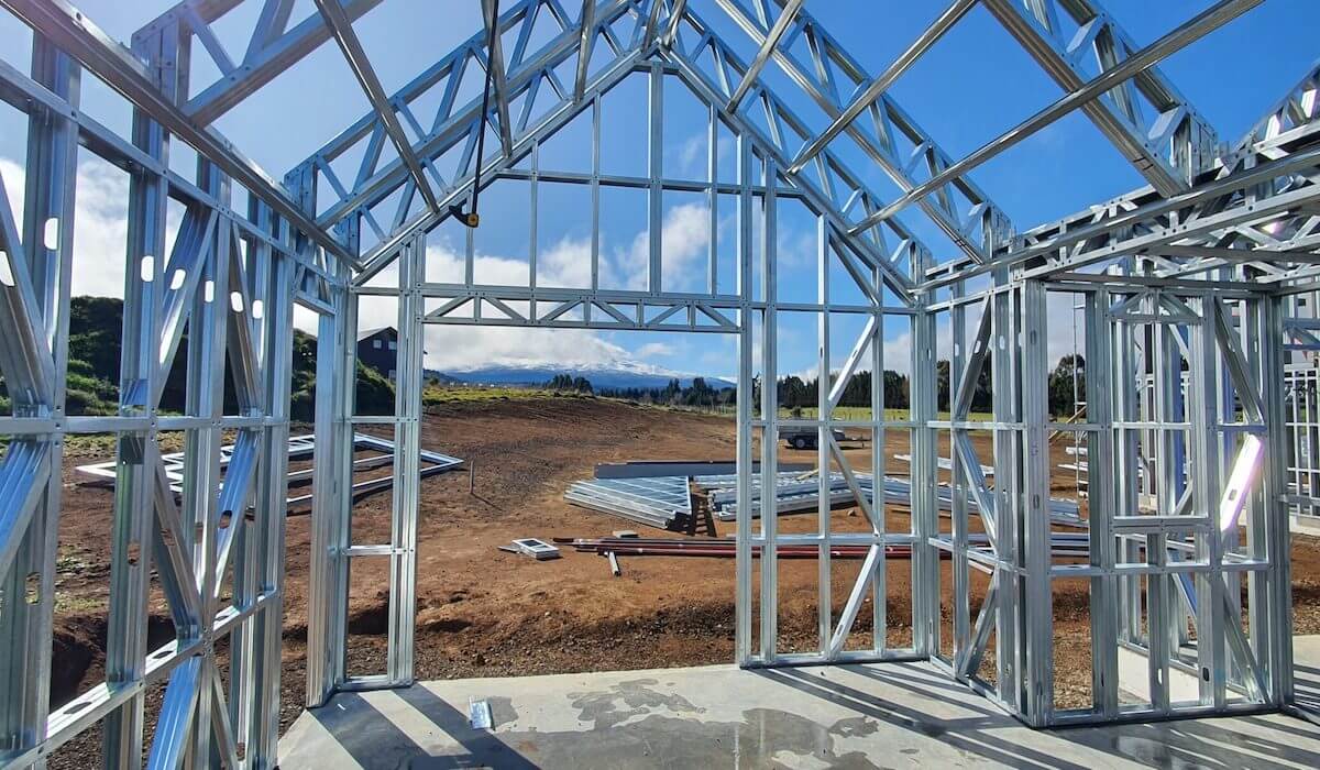 Kết cấu thép hiện đại với thép hộp vuông mạ kẽm Vitek