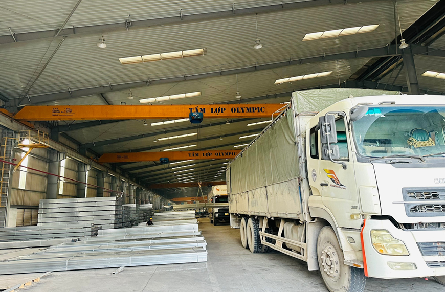 Ứng dụng của thép hộp chữ nhật Vitek trong ngành cơ khí chế tạo