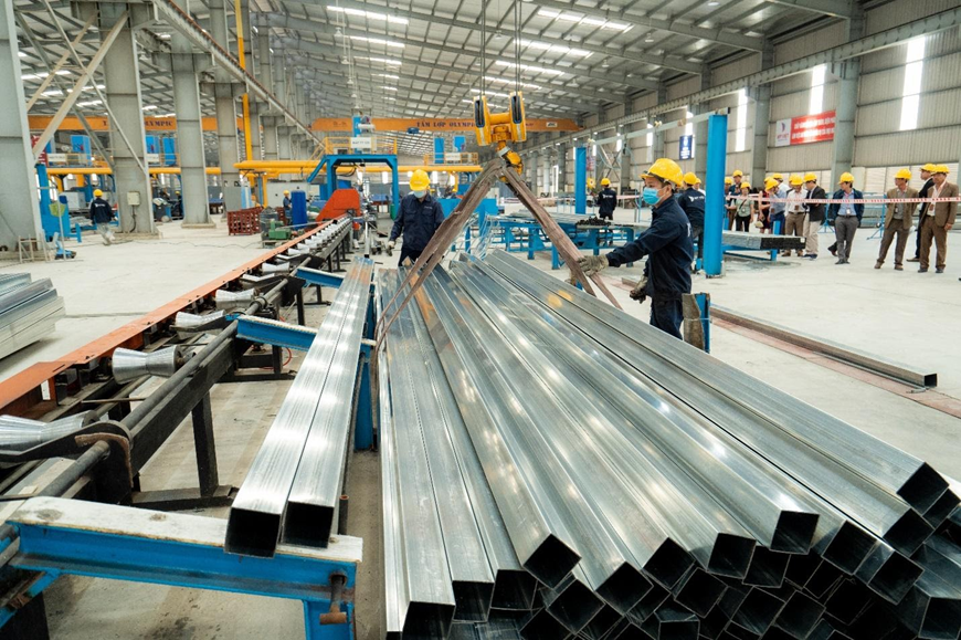 Quy trình sản xuất thép hộp chữ nhật mạ kẽm Vitek
