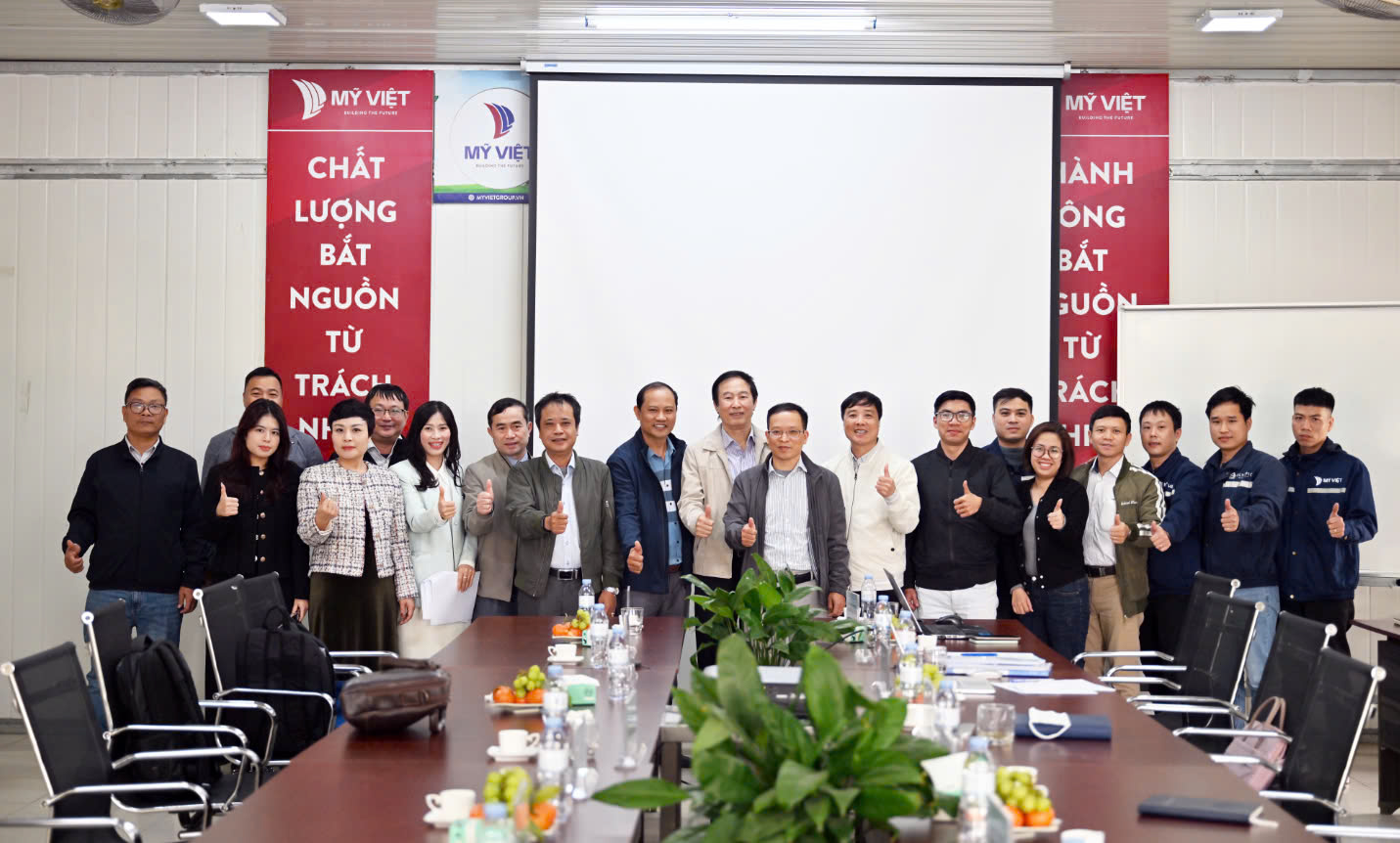 CÔNG TY MỸ VIỆT TIẾP ĐOÀN THẨM ĐỊNH GIẢI THƯỞNG CHẤT LƯỢNG QUỐC GIA