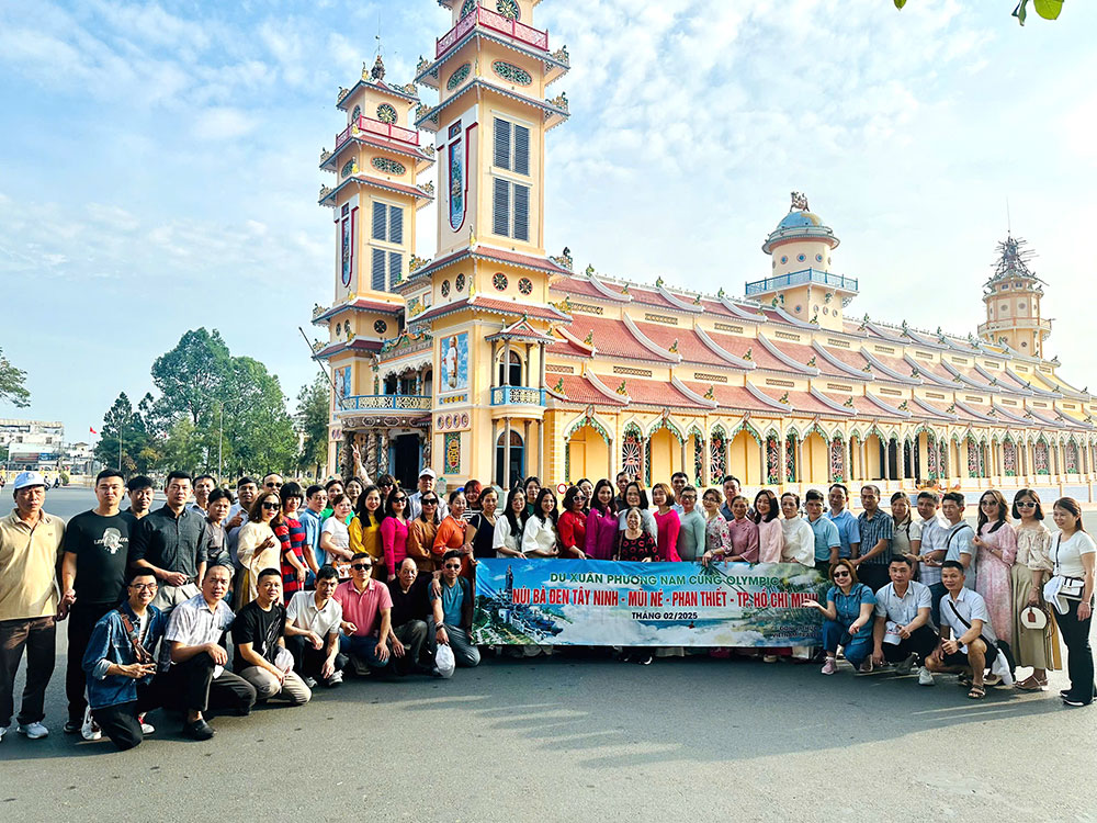 CÔNG TY MỸ VIỆT TỔ CHỨC TOUR DU LỊCH PHƯƠNG NAM CHO CÁC NPP ĐẠI LÝ BÌNH NƯỚC NÓNG
