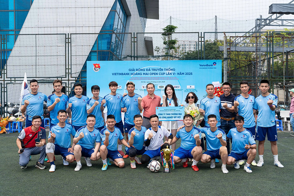 MỸ VIỆT BẢO VỆ NGÔI VƯƠNG GIẢI BÓNG ĐÁ VIETINBANK HOÀNG MAI OPEN CUP 2025