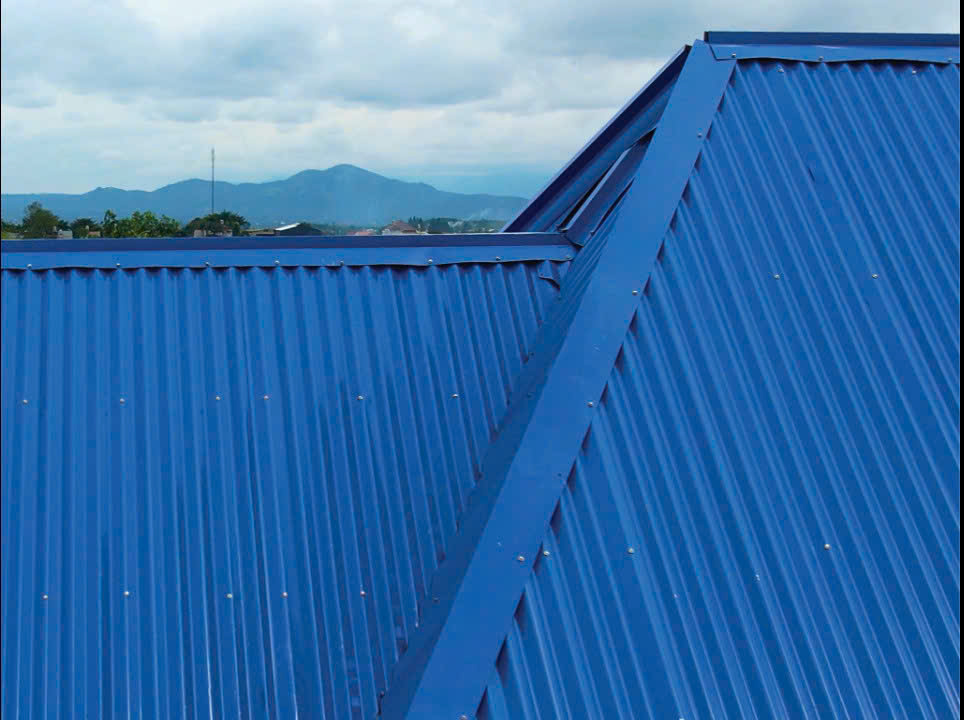Tư vấn: Nên chọn độ dày tôn bao nhiêu để lợp mái cho nhà ở?