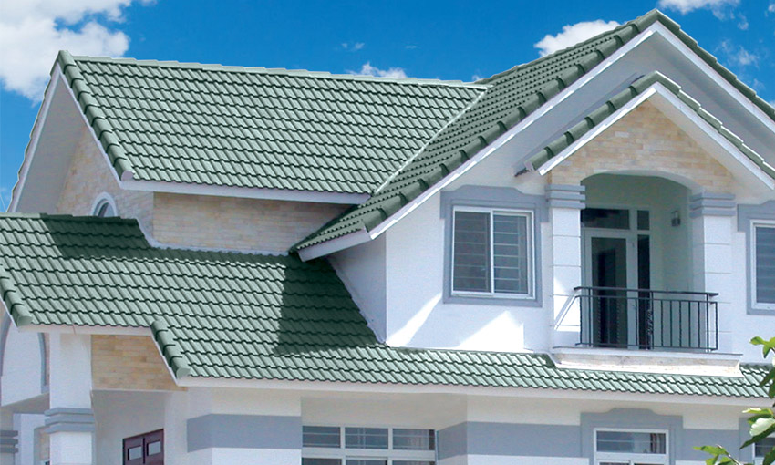 Công trình lợp mái tôn xanh ngọc đơn giản, hiện đại