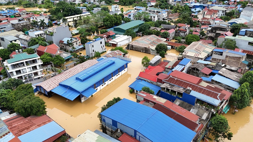 Dùng vật liệu chống thấm để ngay cả khi bị ngập cũng giảm thiểu hư hại bên trong 