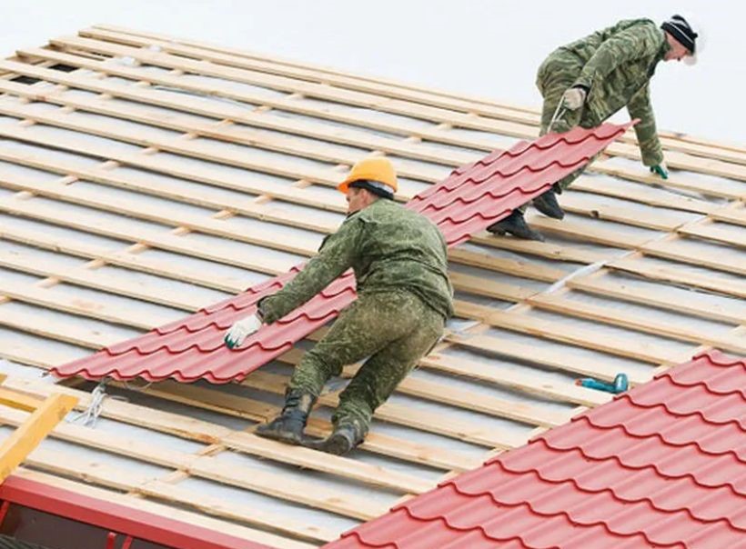 Ưu tiên những loại mái tôn chất lượng khi thi công mái