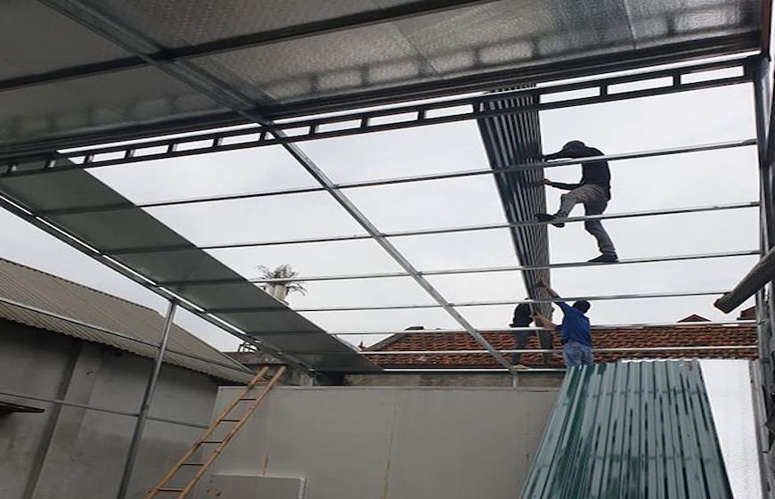 Thi công đúng cách vừa an toàn cho người lao động vừa giúp tôn bền đẹp