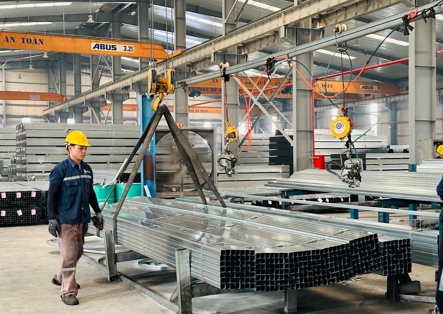 Các công trình có xu hướng chuyển qua sử dụng nhiều thép mạ kẽm hơn các loại thép đen hay thép hộp thông thường 