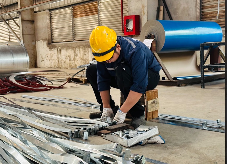 Mỗi ngày làm việc tại nhà máy là một ngày phải đảm bảo tuyệt đối các tiêu chuẩn về an toàn, kỹ thuật và sức khỏe nghề nghiệp