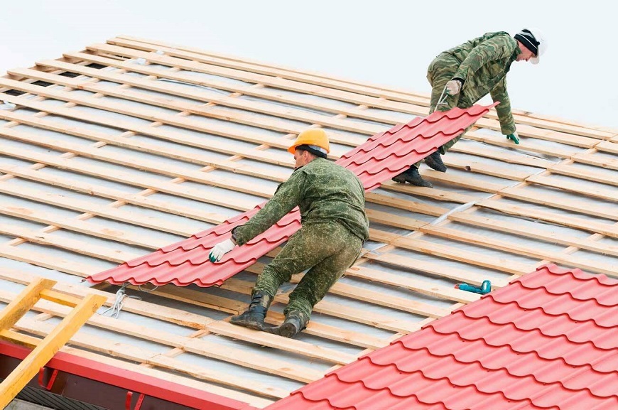 Thi công đúng kỹ thuật là bước không thể làm qua loa nếu bạn muốn sở hữu một mái nhà chất lượng và an toàn