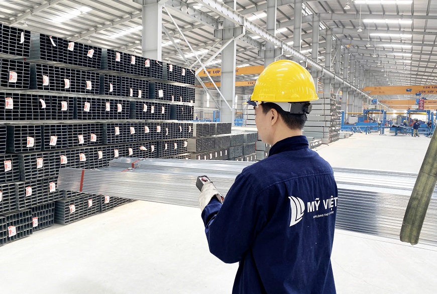 Thép hộp mạ kẽm tại Nhà Máy Mỹ Việt
