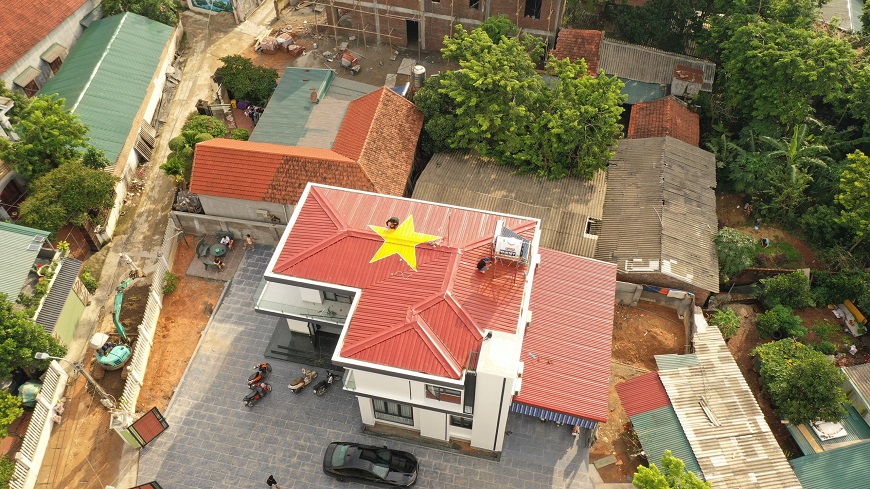 Tôn cách nhiệt 11 sóng Olympic đỏ kim cương được ứng dụng trong nhà ở dân dụng